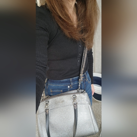 Coach Brooke Carryall - Picture 12 of 12